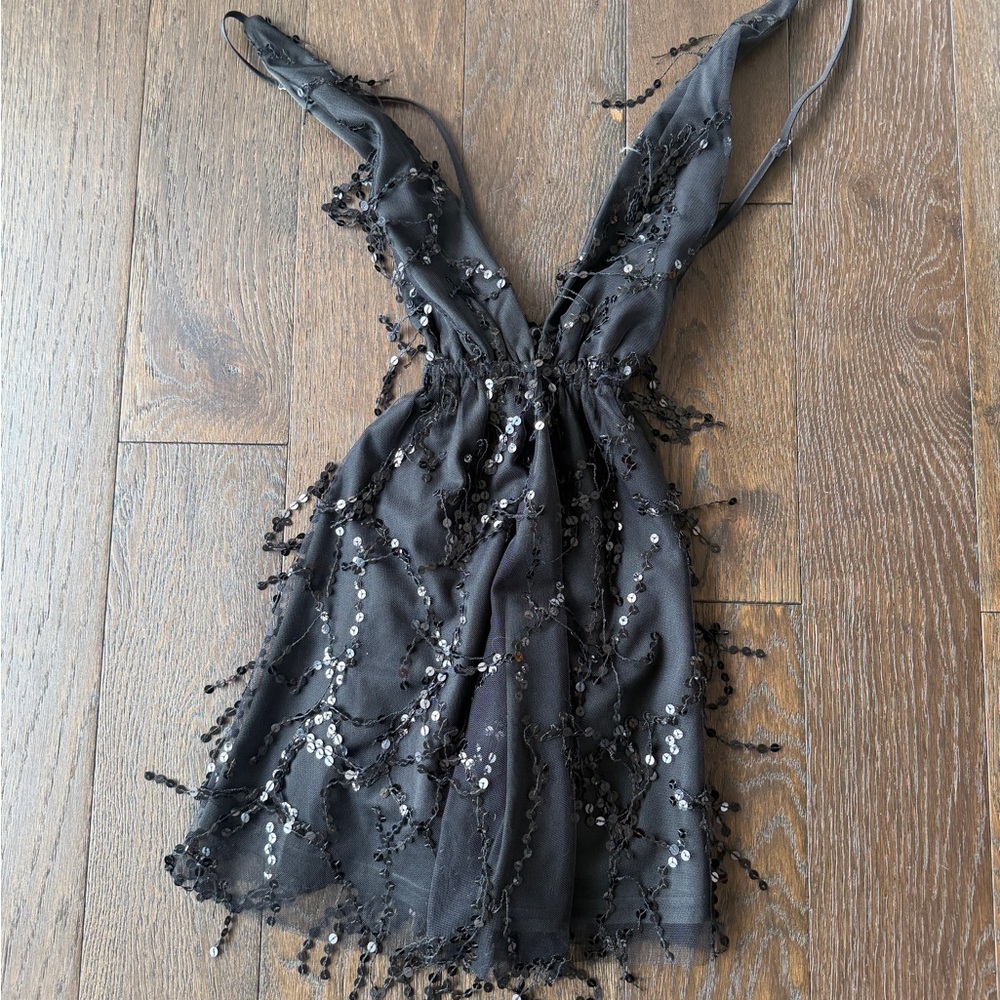 Black Sequin Beaded V-Neck Party Dress